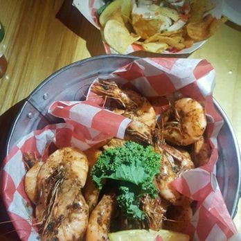 Brooklyn Crab - Head on shrimp - Seafood Near Me - Brooklyn, New York