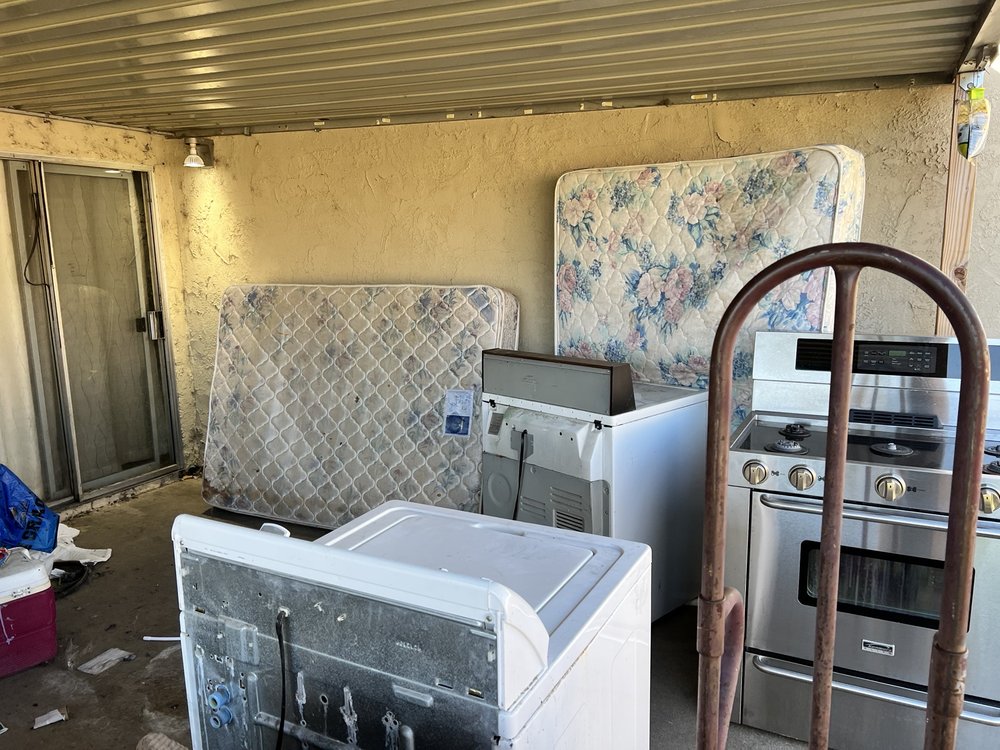 EZ JUNK HAULERS Updated April 2024 64 Photos 8410 Baker Ave