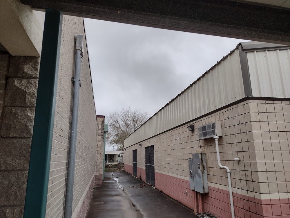 Slide of Reyes Roofing