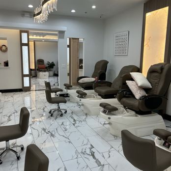 Palazzio Nail Lounge - Nail Salons Near Me - Houston, Texas Palazzio Nail Lounge - Nail Salons Near Me - Houston, Texas