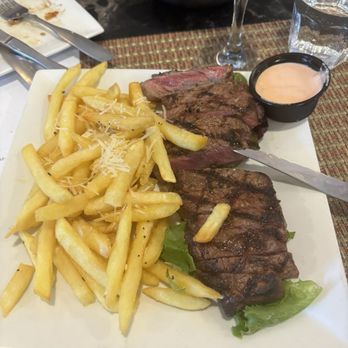 Bread and Circuses Bistro and Bar - Steak Frites - Bars Near Me - Towson, Maryland