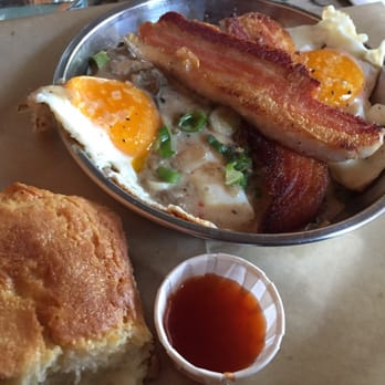 Heavy Woods - Cheese grits, pork confit, shiitake mushroom gravy, eggs and biscuit- cannot ask for any more!! - Bars Near Me - Brooklyn, New York