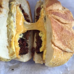 Crown Deli - BECheeeeeese