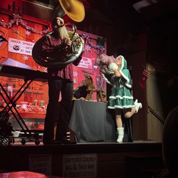 Blazin' M Ranch - Christmas show - New American Near Me - Cottonwood, Arizona