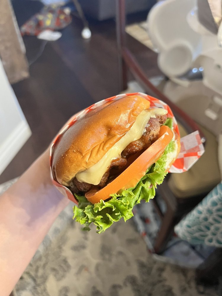 BROS BURGER 66 Photos & 51 Reviews 17526 Meridian Ave E, Puyallup