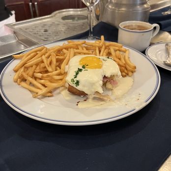 Bouchon - French Near Me - Las Vegas, Nevada