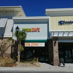 Tropical Smoothie Cafe