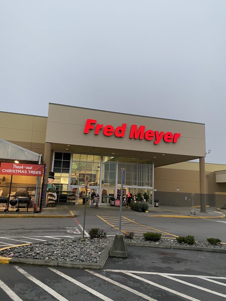 FRED MEYER Updated August 2024 71 Photos & 95 Reviews 325 5th St