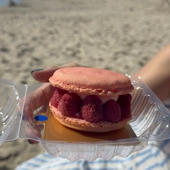 Le Macaron French Pastries - Macaron cake - Macarons Near Me - Laguna Beach, California Le Macaron French Pastries - Macaron cake - Macarons Near Me - Laguna Beach, California