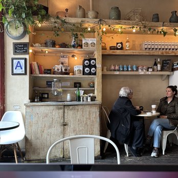 Cafe Panino Mucho Giusto - Bagels Near Me - New York, New York Cafe Panino Mucho Giusto - Bagels Near Me - New York, New York