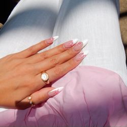 Apple Nails - Cutest nails