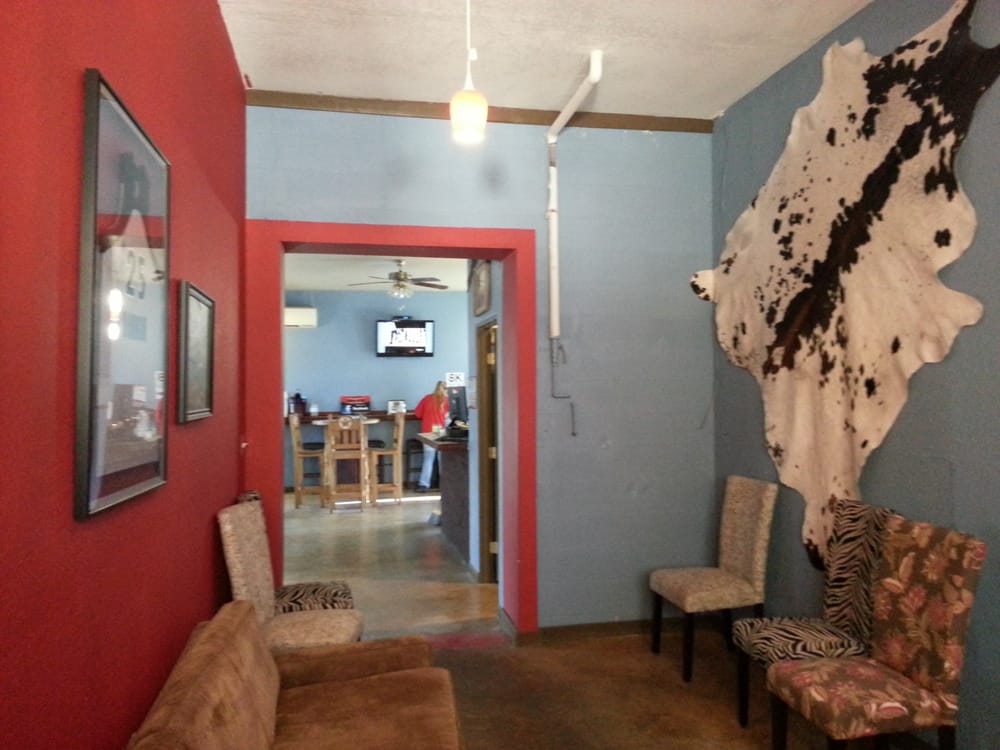 Red Tub Car Wash, San Antonio Roadtrippers