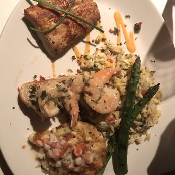 Chart House - Mixed grill plate. Mahi mahi, shrimp, and crab cake. - Seafood Near Me - Monterey, California Chart House - Mixed grill plate. Mahi mahi, shrimp, and crab cake. - Seafood Near Me - Monterey, California