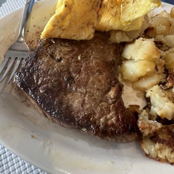 MontClair Family Restaurant - Steak and Steak & Eggs Breakfast Menu - New American Near Me - Dumfries, Virginia