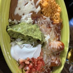 La Cabaña - Enchiladas