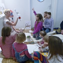 BuchSegler - "Was machen Hasen wenn Ostern vorbei ist?" Workshop mit der Illustratorin Judith Drews am 23.04.2010