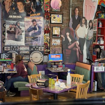 Flashback Pizza and Milkshakes - Pizza Near Me - Rogers, Arkansas
