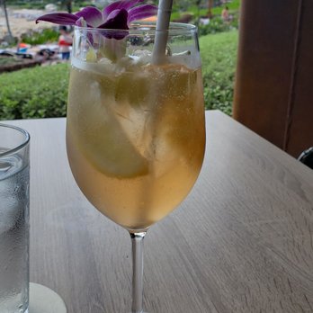 Ama Ama Restaurant - Mango Sangia - New American Near Me - Kapolei, Hawaii