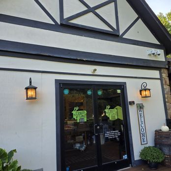 The Green Goat - The front entrance. - Pizza Near Me - Roanoke, Virginia The Green Goat - The front entrance. - Pizza Near Me - Roanoke, Virginia