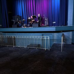 Mayflower - The Encore - Stage