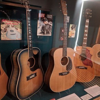 National Music Museum - Great guitar collection from Johnny Cash! - Museums Near Me - Vermillion, South Dakota