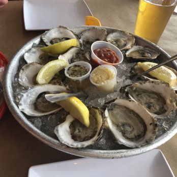 Crabby's Oyster Bar - Quonset Point oysters - Seafood Near Me - Jensen Beach, Florida Crabby's Oyster Bar - Quonset Point oysters - Seafood Near Me - Jensen Beach, Florida