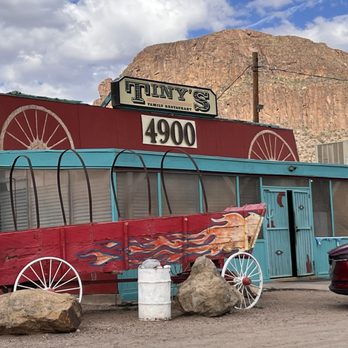 Tiny's Saloon & Steakhouse - Dive Bars Near Me - Tucson, Arizona