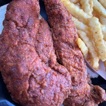 Dave's Hot Chicken - Tenders - Chicken Shop Near Me - Las Vegas, Nevada