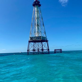 Sand Dollar Boat Rentals - Boat Charters Near Me - Key Largo, Florida Sand Dollar Boat Rentals - Boat Charters Near Me - Key Largo, Florida