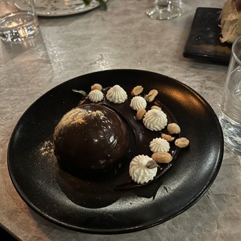 The Vault Garden - Chocolate Mousse - American Near Me - San Francisco, California The Vault Garden - Chocolate Mousse - American Near Me - San Francisco, California