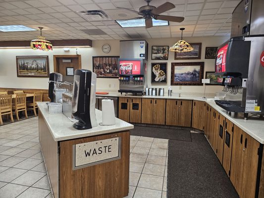 Miner's Drive-In Restaurant by null