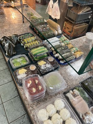 Bình Minh Sandwiches by null
