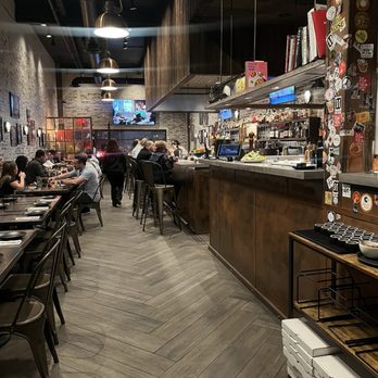 Double Zero Pie & Pub - Pizza Near Me - Las Vegas, Nevada
