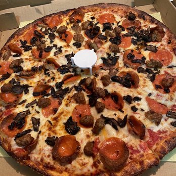 Cali Bros Pizza - Red sauce sausage pepperoni and mushroom - Pizza Near Me - Fresno, California Cali Bros Pizza - Red sauce sausage pepperoni and mushroom - Pizza Near Me - Fresno, California