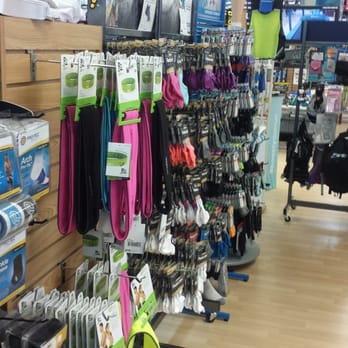 Runners Depot - Shoe Stores Near Me - Davie, Florida
