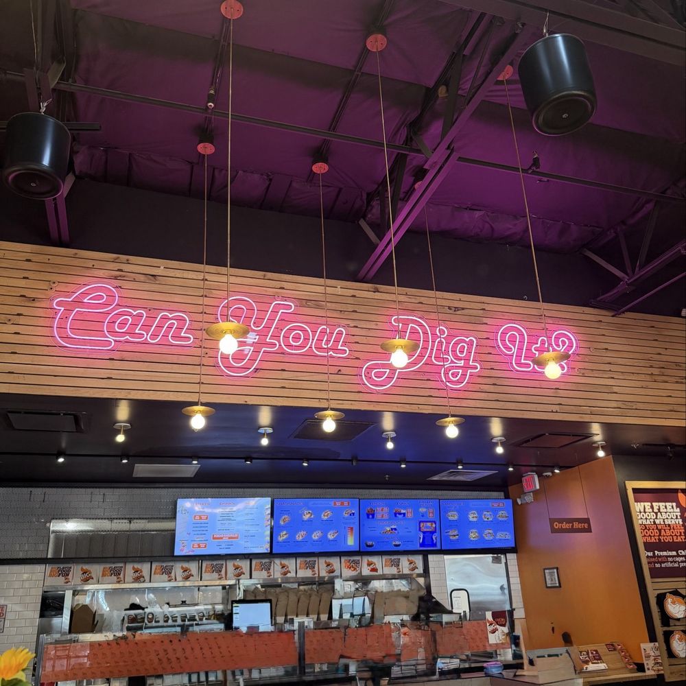 Big Chicken - Retail counter - Chicken Shop Near Me - Las Vegas, Nevada