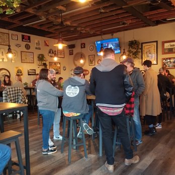 Tap 25 Craft Beer - New interior to go with new owners - Beer Bar Near Me - Livermore, California Tap 25 Craft Beer - New interior to go with new owners - Beer Bar Near Me - Livermore, California
