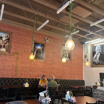 Aladdin's Mediterranean Grill - One side of the restaurant is half booth seating. - Middle Eastern Near Me - Golden, Colorado Aladdin's Mediterranean Grill - One side of the restaurant is half booth seating. - Middle Eastern Near Me - Golden, Colorado