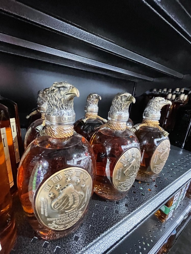 LIQUORLAND WAREHOUSE Updated September 2024 75 Photos 100 Zoya Ln