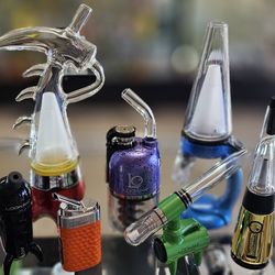 Puff Puff Pass Vape and Smoke Shop - Lookah wax concentrates devices, Dinosaur, Seahorse Queen, Dragon Egg, mini Unicorn, Ant, Python