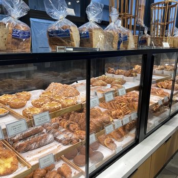 Paris Baguette - Pastries - Coffee & Tea Near Me - Queens, New York Paris Baguette - Pastries - Coffee & Tea Near Me - Queens, New York