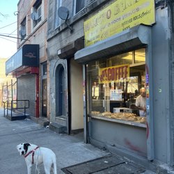 Narciso Bakeries - Exterior