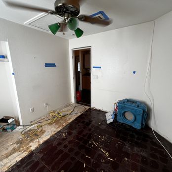 Pinnacle Restoration - Removing engineered glued down wood floors. - Damage Restoration Near Me - Las Vegas, Nevada Pinnacle Restoration - Removing engineered glued down wood floors. - Damage Restoration Near Me - Las Vegas, Nevada