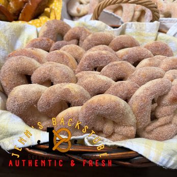 Jenn’s Backstube - Martinsbretzeln - Bakeries Near Me - Sidney, Ohio