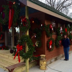 Hilliker Tree Farm & Christmas Cottage - Big selection