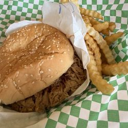 Jessica's Unique Bite Burgers - Pulled pork sandwich