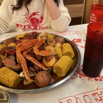 Pier 88 Boiling Seafood & Bar - Build your own M3. Snow Crab 1/2 LB M4. Crawfish 1/2 LB M5. Shrimp Head On 1/2 LB M7. Manila Clams 1/2 LB - Seafood Near Me - Issaquah, Washington Pier 88 Boiling Seafood & Bar - Build your own M3. Snow Crab 1/2 LB M4. Crawfish 1/2 LB M5. Shrimp Head On 1/2 LB M7. Manila Clams 1/2 LB - Seafood Near Me - Issaquah, Washington