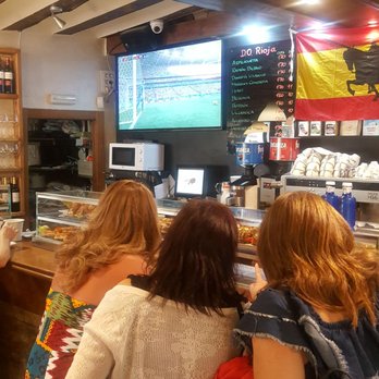 Donde Alberto - Watching the world cup - Tapas/Small Plates Near Me - Burgos, BU Donde Alberto - Watching the world cup - Tapas/Small Plates Near Me - Burgos, BU