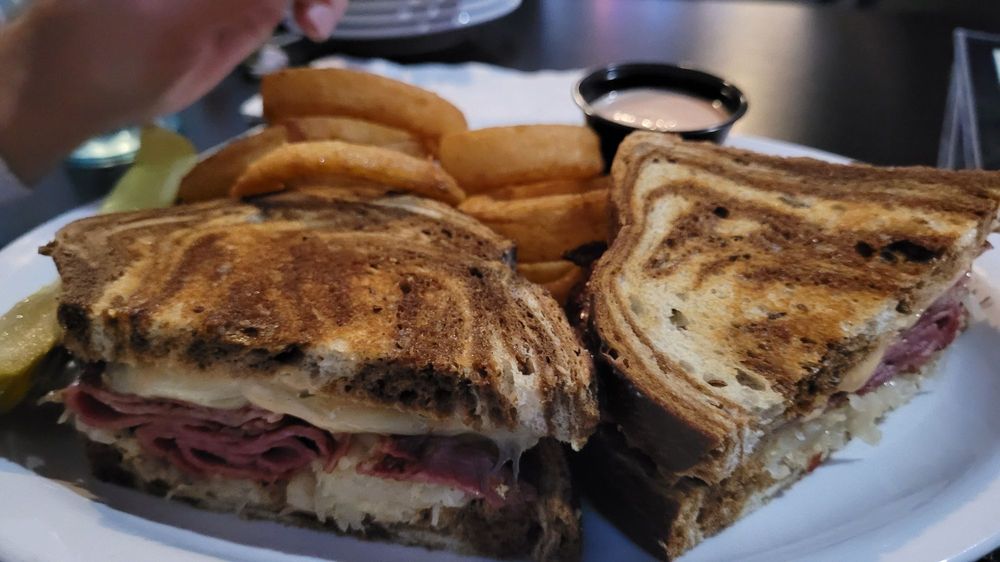 THE LOOSE WHEEL Updated August 2024 181 Photos & 321 Reviews 715