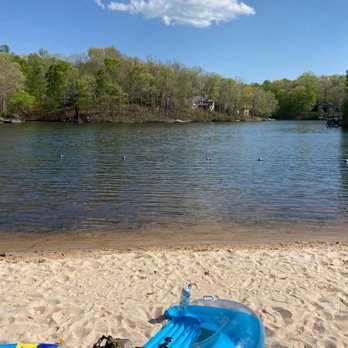 Lake Monticello - Beach 4 - Lakes Near Me Lake Monticello - Beach 4 - Lakes Near Me